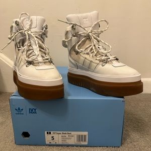 Ivy Park Adidas White Super Sleek Boots size 5 women